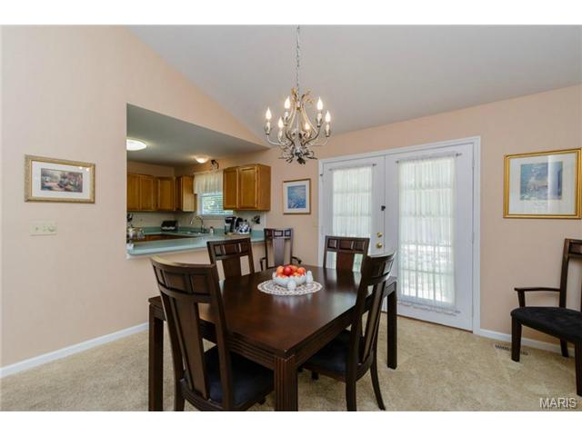209 Westridge, O'fallon, MO 63366 photo 4