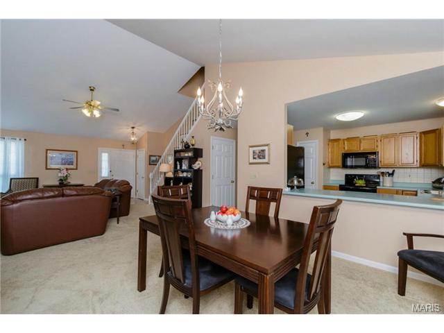 209 Westridge, O'fallon, MO 63366 photo 10