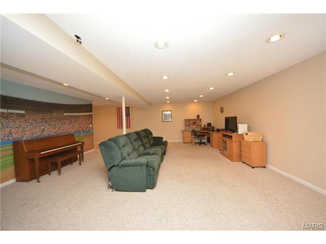 154 Rightfield Dr, O'fallon, MO 63366 photo 18