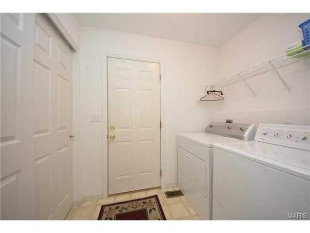 154 Rightfield Dr, O'fallon, MO 63366 photo 15