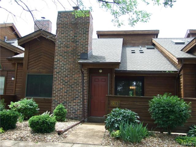 1205 Hemingway Ln, Weldon Spring, MO 63304 photo 1