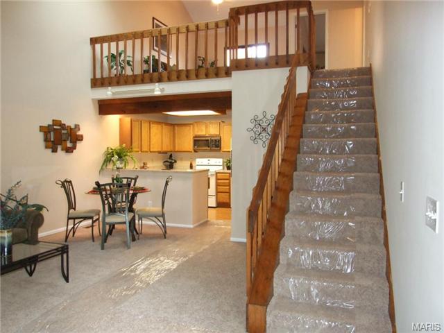 1205 Hemingway Ln, Weldon Spring, MO 63304 photo 2