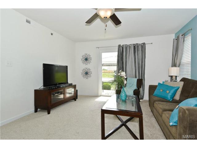 6101 Spring River Dr, O'fallon, MO 63368 photo 6