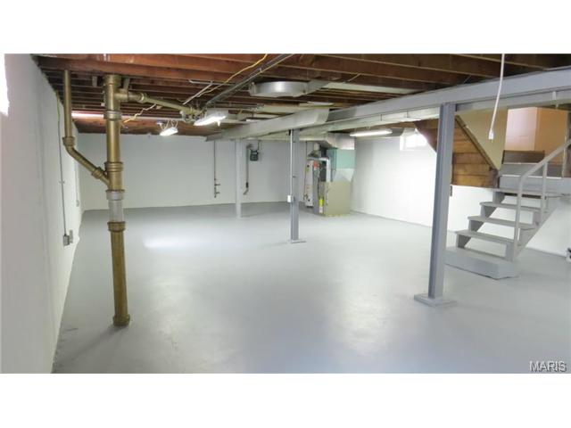 5415 Gresham Ave, Saint Louis, MO 63109 photo 13