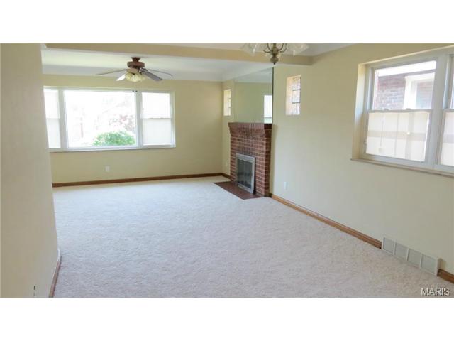 5415 Gresham Ave, Saint Louis, MO 63109 photo 5