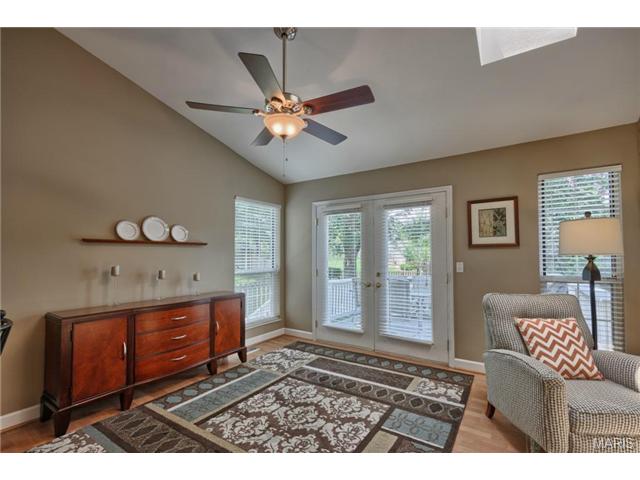 541 Rustic Valley Dr, Ballwin, MO 63021 photo 7