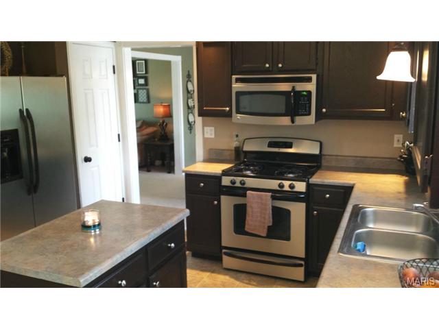 231 Royallmanor Ln, O'fallon, MO 63368 photo 8