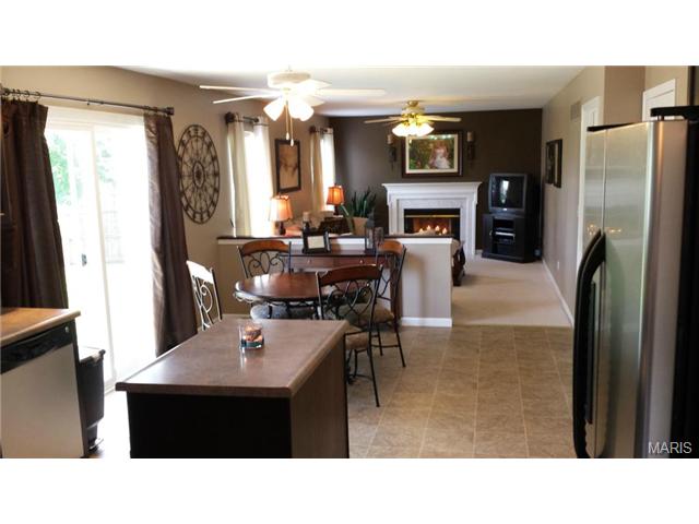 231 Royallmanor Ln, O'fallon, MO 63368 photo 7