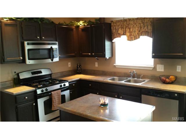 231 Royallmanor Ln, O'fallon, MO 63368 photo 5