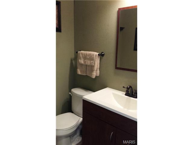 231 Royallmanor Ln, O'fallon, MO 63368 photo 12