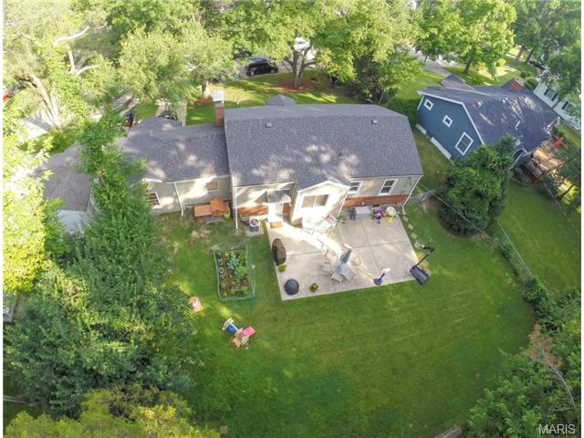 710 Risdon, Saint Louis, MO 63135 photo 4