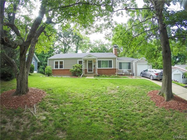 710 Risdon, Saint Louis, MO 63135 photo 2