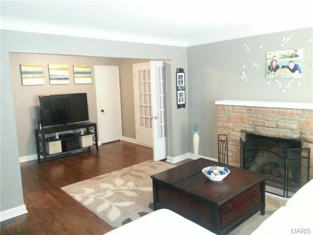 710 Risdon, Saint Louis, MO 63135 photo 7