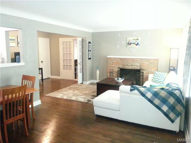 710 Risdon, Saint Louis, MO 63135 photo 6