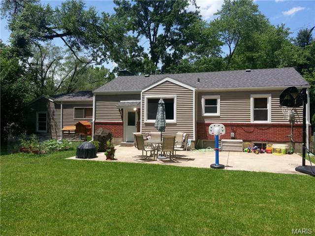 710 Risdon, Saint Louis, MO 63135 photo 24