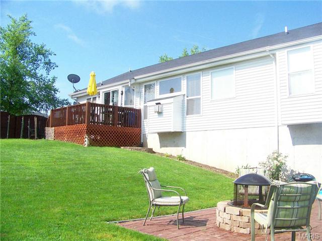 2 Royallmanor Ct, O'fallon, MO 63368 photo 17