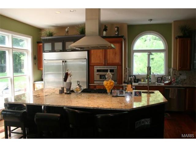 751 Southbrook Forest Ct, Weldon Spring, MO 63304 photo 9