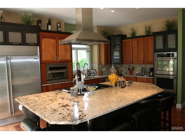 751 Southbrook Forest Ct, Weldon Spring, MO 63304 photo 2