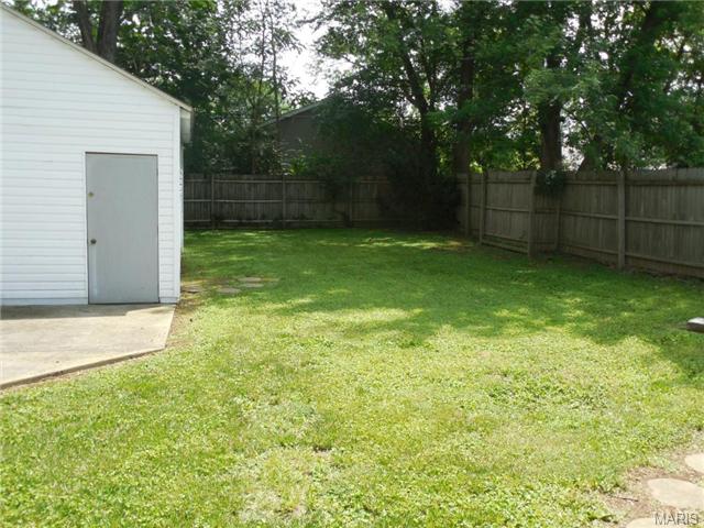 138 Etta Ave, Saint Louis, MO 63125 photo 10