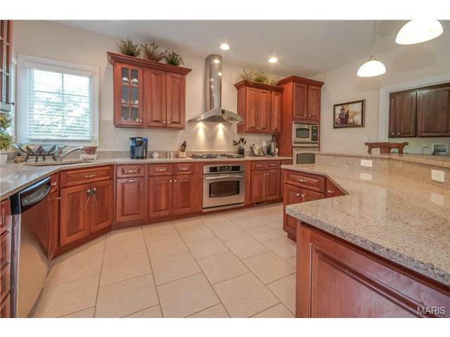 8 Ramsgate Dr, Saint Louis, MO 63132 photo 14