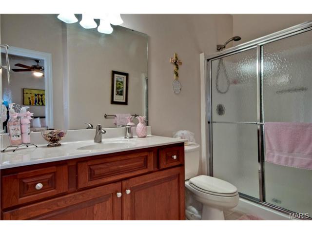 8 Ramsgate Dr, Saint Louis, MO 63132 photo 30