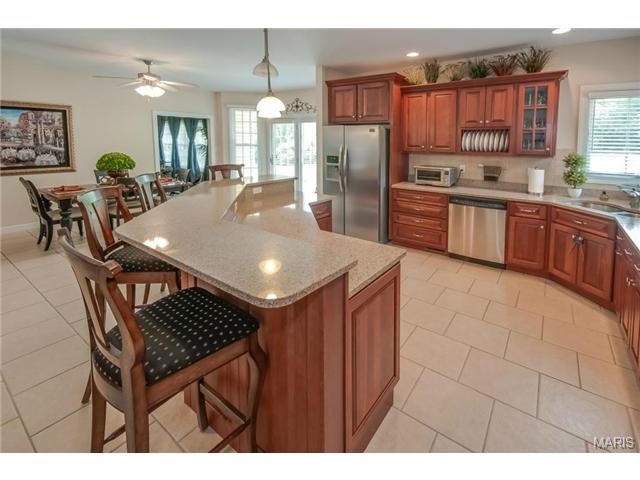 8 Ramsgate Dr, Saint Louis, MO 63132 photo 15