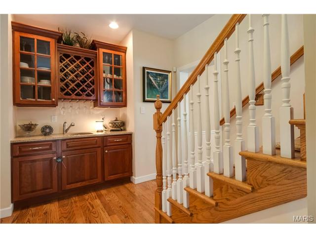 8 Ramsgate Dr, Saint Louis, MO 63132 photo 11