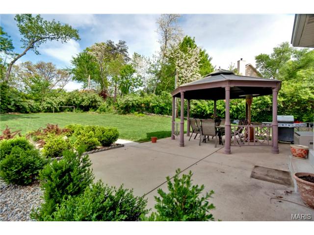 8 Ramsgate Dr, Saint Louis, MO 63132 photo 56