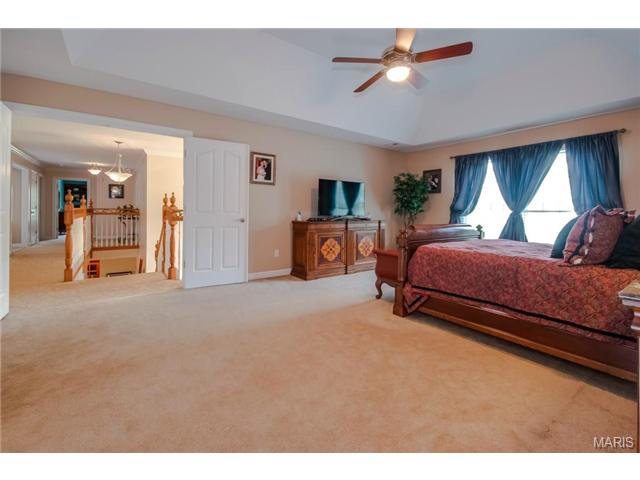 8 Ramsgate Dr, Saint Louis, MO 63132 photo 25