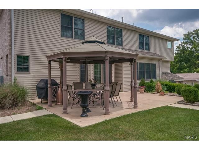8 Ramsgate Dr, Saint Louis, MO 63132 photo 47