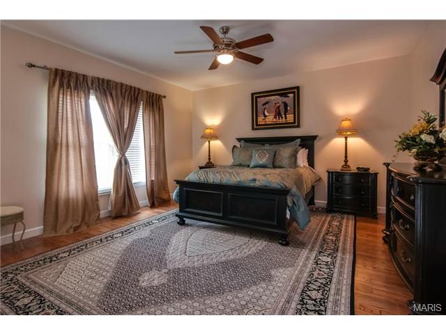 8 Ramsgate Dr, Saint Louis, MO 63132 photo 19