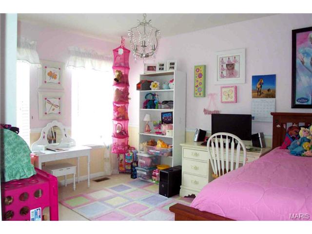 572 Legends View Dr, Eureka, MO 63025 photo 17