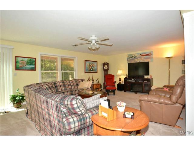 1122 Villa Flora Dr, O'fallon, MO 63366 photo 12