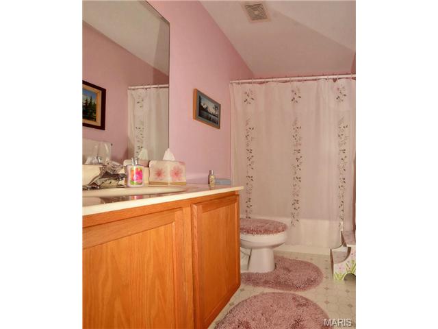 1122 Villa Flora Dr, O'fallon, MO 63366 photo 11
