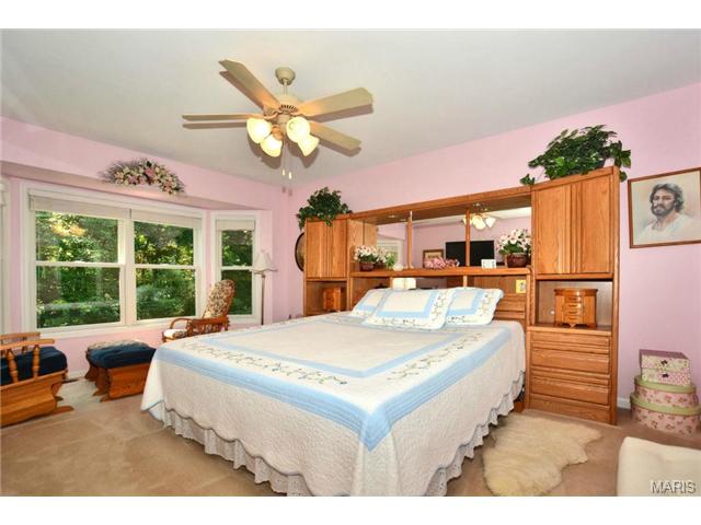 1122 Villa Flora Dr, O'fallon, MO 63366 photo 8