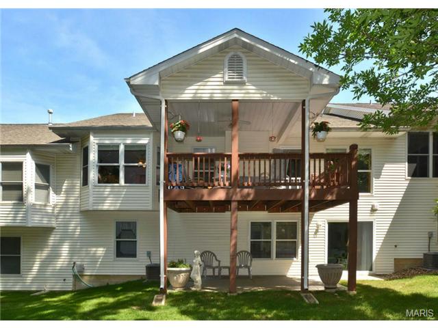 1122 Villa Flora Dr, O'fallon, MO 63366 photo 17