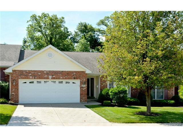 1122 Villa Flora Dr, O'fallon, MO 63366 photo 1