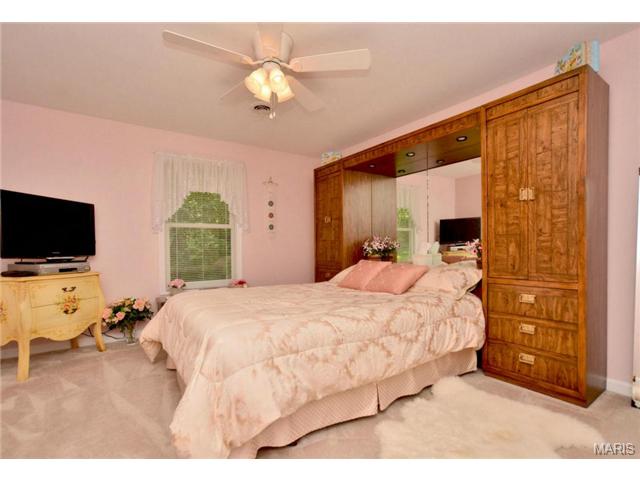 1122 Villa Flora Dr, O'fallon, MO 63366 photo 14