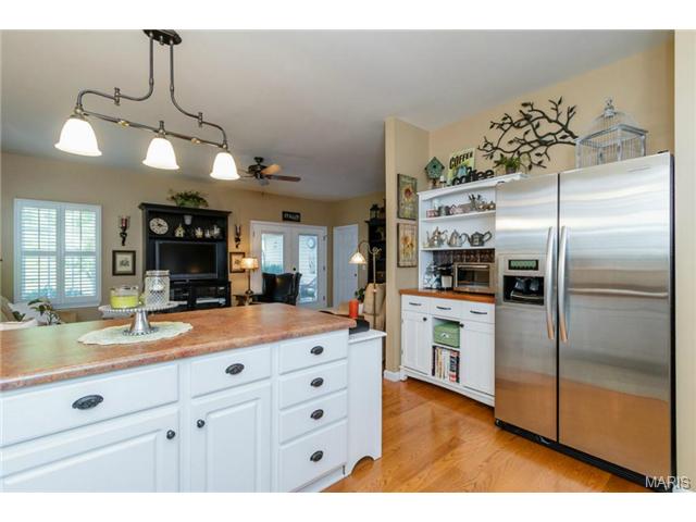 121 Hawks Hvn, O'fallon, MO 63368 photo 17
