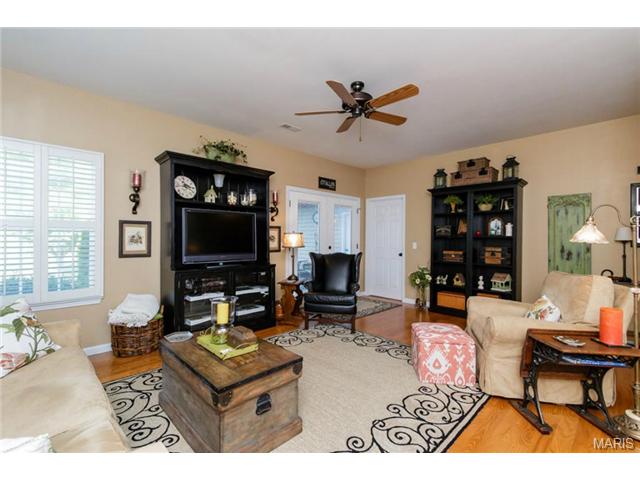 121 Hawks Hvn, O'fallon, MO 63368 photo 12