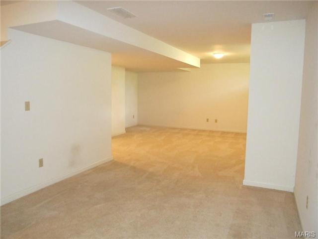 656 Hawk Run Dr, O'fallon, MO 63368 photo 17