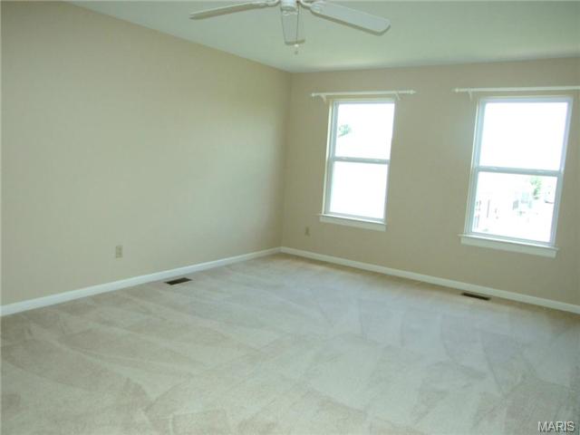 656 Hawk Run Dr, O'fallon, MO 63368 photo 16