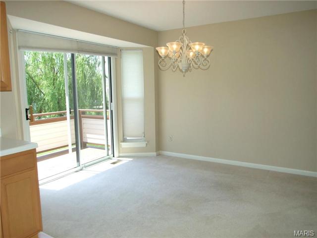 656 Hawk Run Dr, O'fallon, MO 63368 photo 7