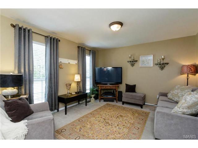 850 Brookmead, O'fallon, MO 63366 photo 2