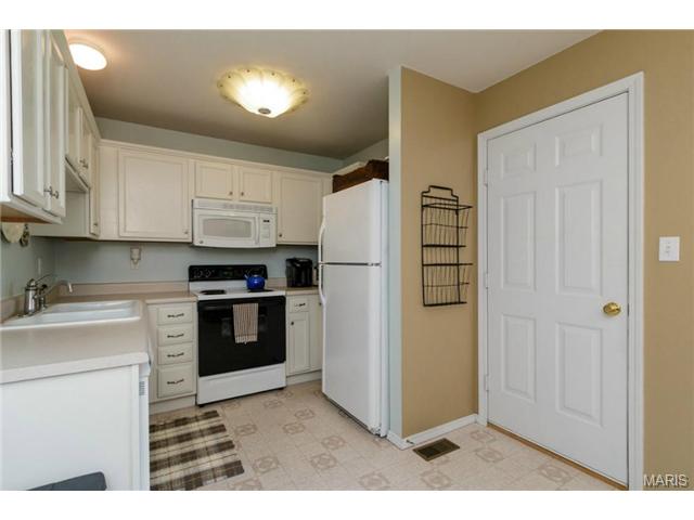 850 Brookmead, O'fallon, MO 63366 photo 7