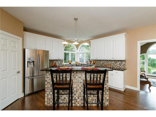 352 Pine Bend Dr, Chesterfield, MO 63005 photo 12
