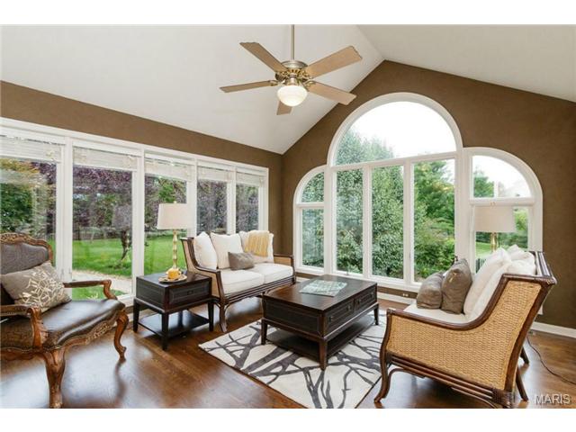 352 Pine Bend Dr, Chesterfield, MO 63005 photo 17