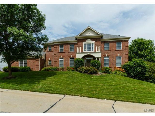 352 Pine Bend Dr, Chesterfield, MO 63005 photo 1