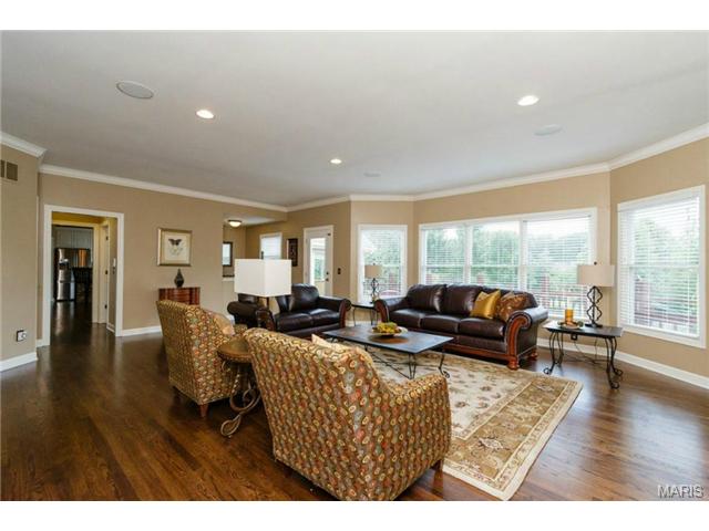 352 Pine Bend Dr, Chesterfield, MO 63005 photo 8