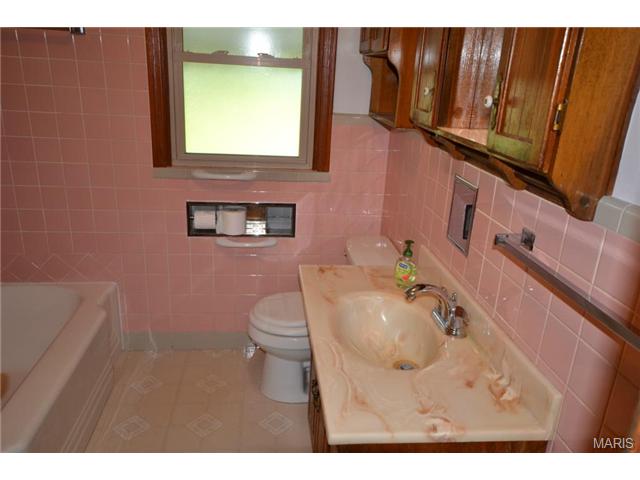 4055 Locke Ave, Bridgeton, MO 63044 photo 7